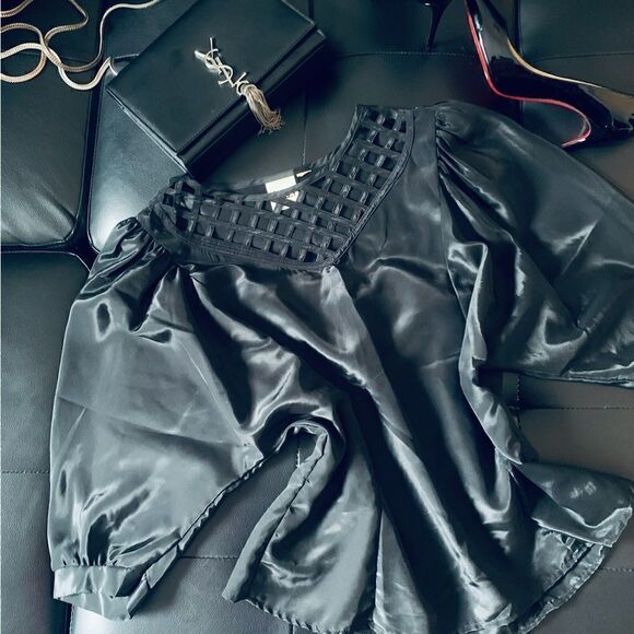 VINTAGE BLACK BLOUSE - Picture 2 of 13